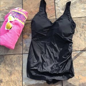 NWT Beach Belle Sarong Front Swimsuit